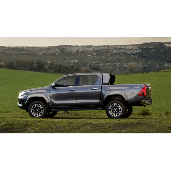 SUCATA HILUX 2023 SRX - CARRO BATIDO PARA VENDA DE PEÇAS 