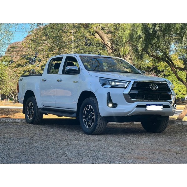 SUCATA HILUX 2020 - CARRO BATIDO PARA VENDA DE PEÇAS 