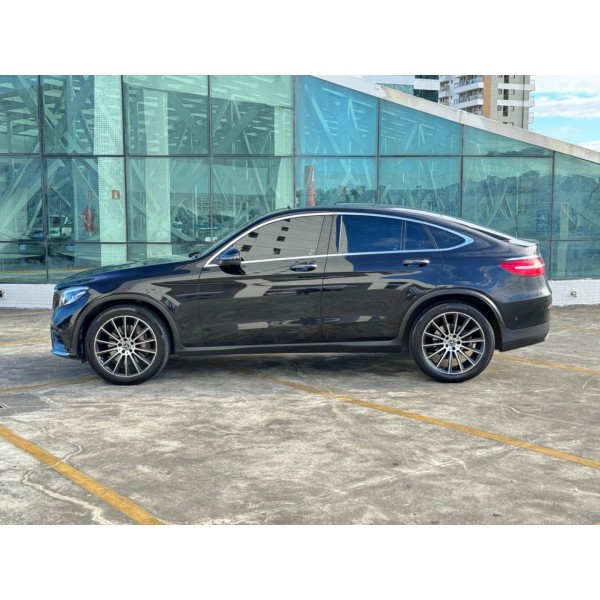 SUCATA MERCEDES GLC250 2019 - CARRO BATIDO PARA VENDA DE PEÇAS 