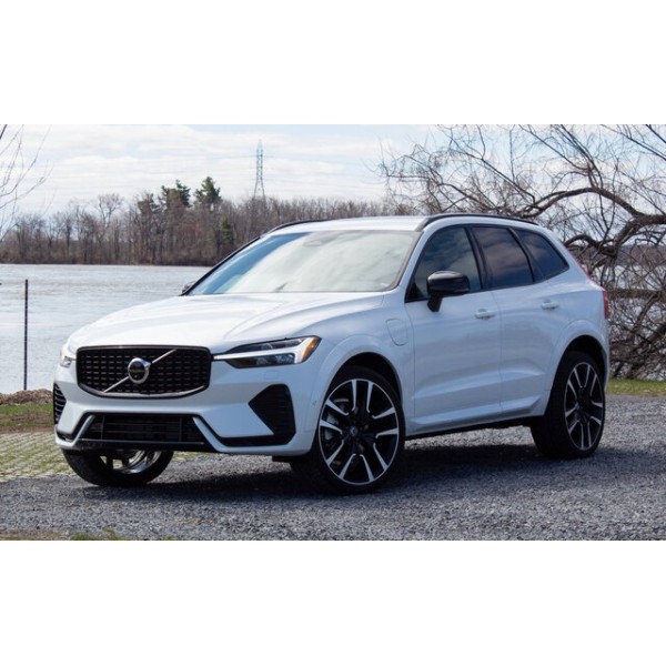 SUCATA VOLVO XC60 2024 T8 - CARRO BATIDO PARA VENDA DE PEÇAS 